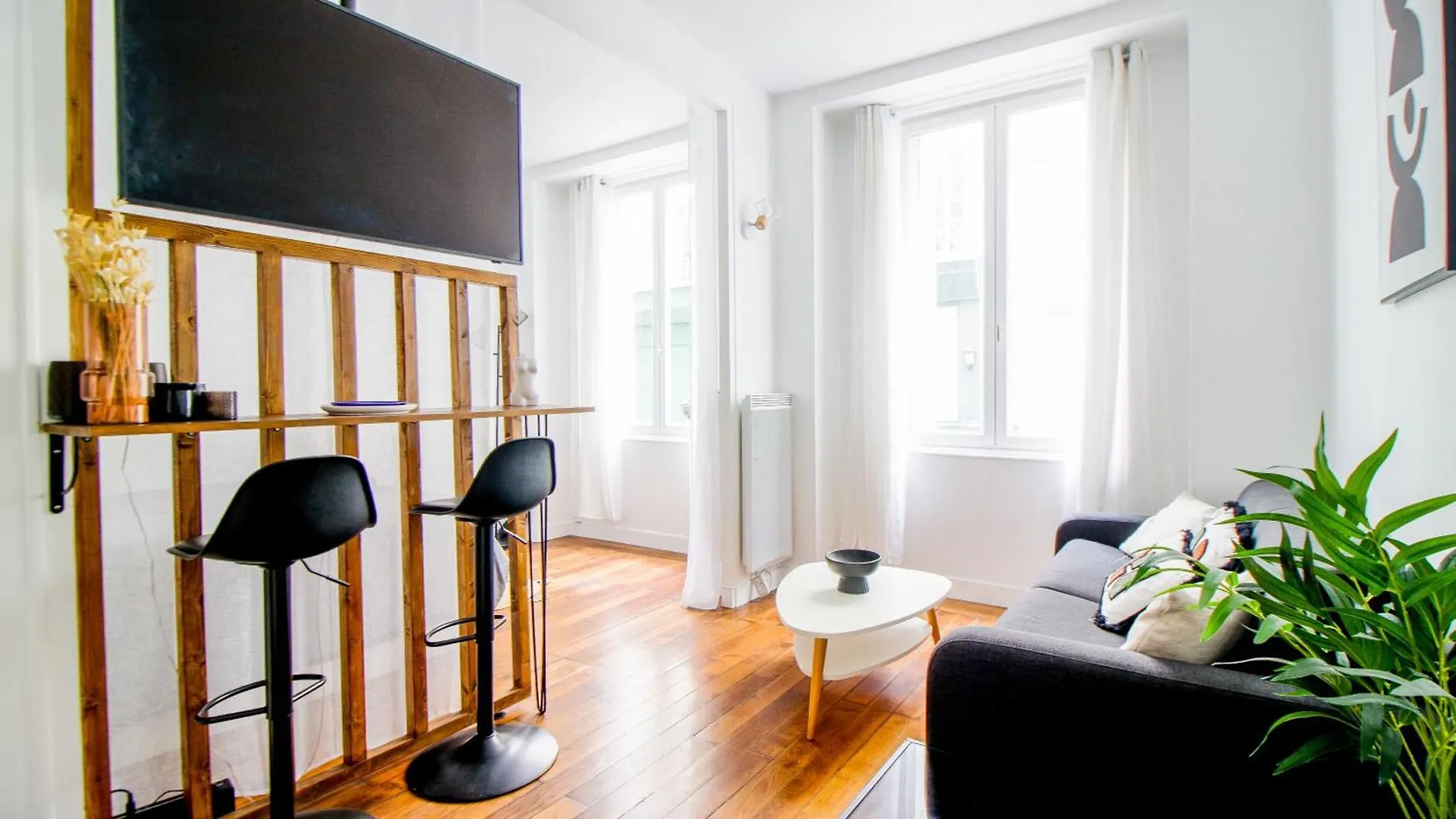 Ile Saint-Louis - Charming Apartment Paris France